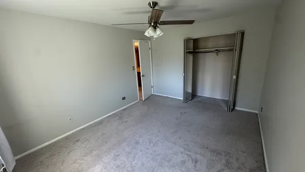 $225,000 | 811 South Dwyer Avenue, Unit E, Arlington Heights, IL 60005