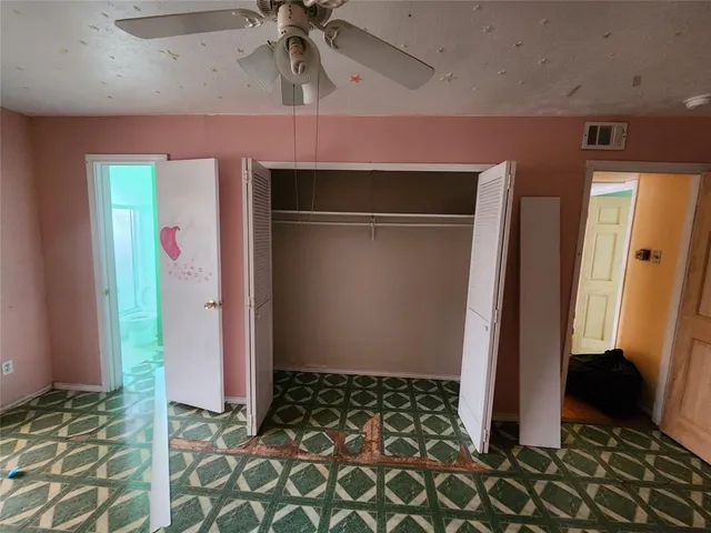 a view of an entryway