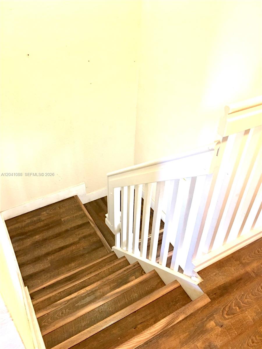 183 Hidden Ct Road, Unit F33 Hollywood, FL 33023 - Photo 21 of 35
