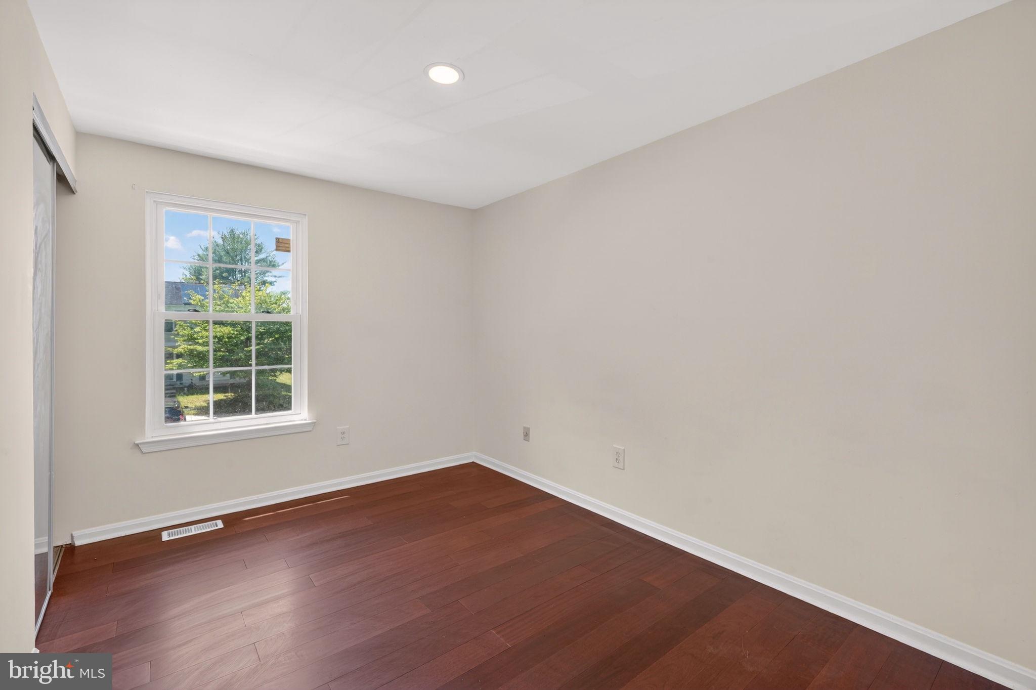 12447 Loft Lane Silver Spring, MD 20904 - Photo 27 of 45 Bright and airy blank canvas space.