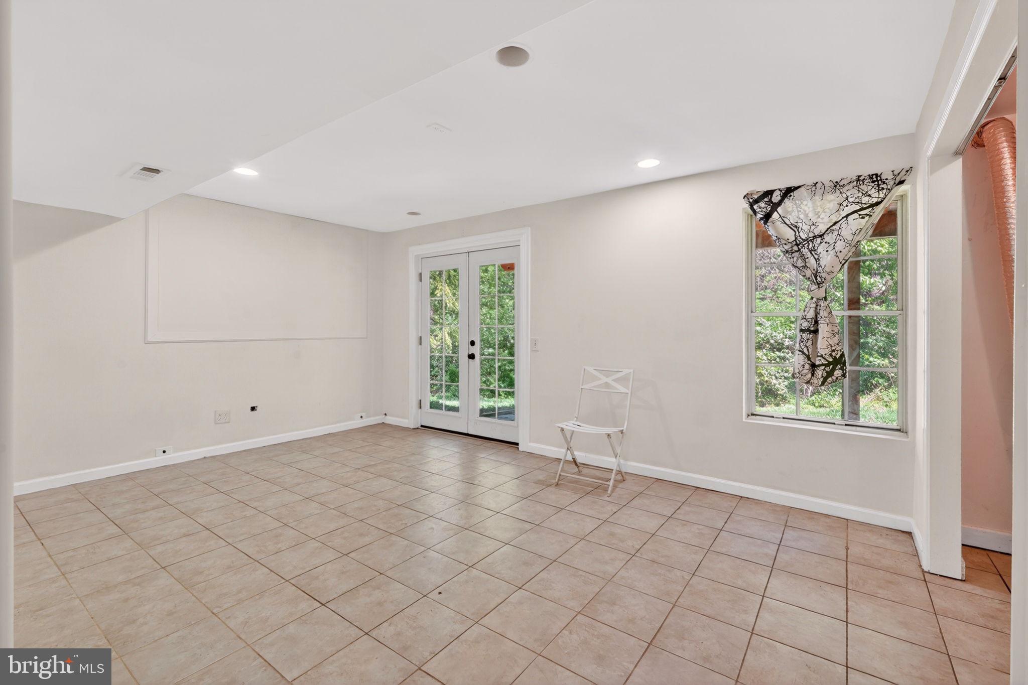 12447 Loft Lane Silver Spring, MD 20904 - Photo 39 of 45 Spacious room with natural light.