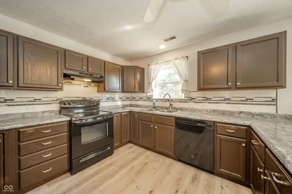 $369,900 | 5777 Skipton Court, Noblesville, IN 46062