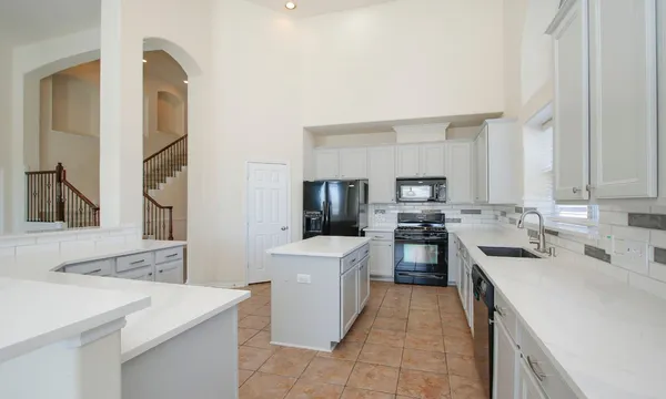$3,000 | 17935 Gable Oak Lane, Cypress, TX 77433