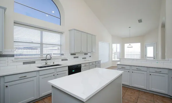 $3,000 | 17935 Gable Oak Lane, Cypress, TX 77433