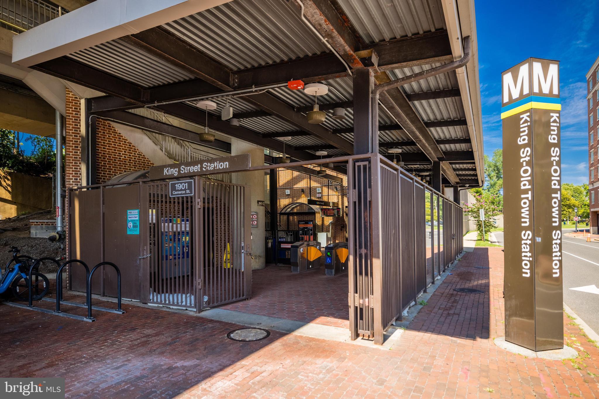 3 Russell Road, Unit 3A Alexandria, VA 22301 - Photo 21 of 24