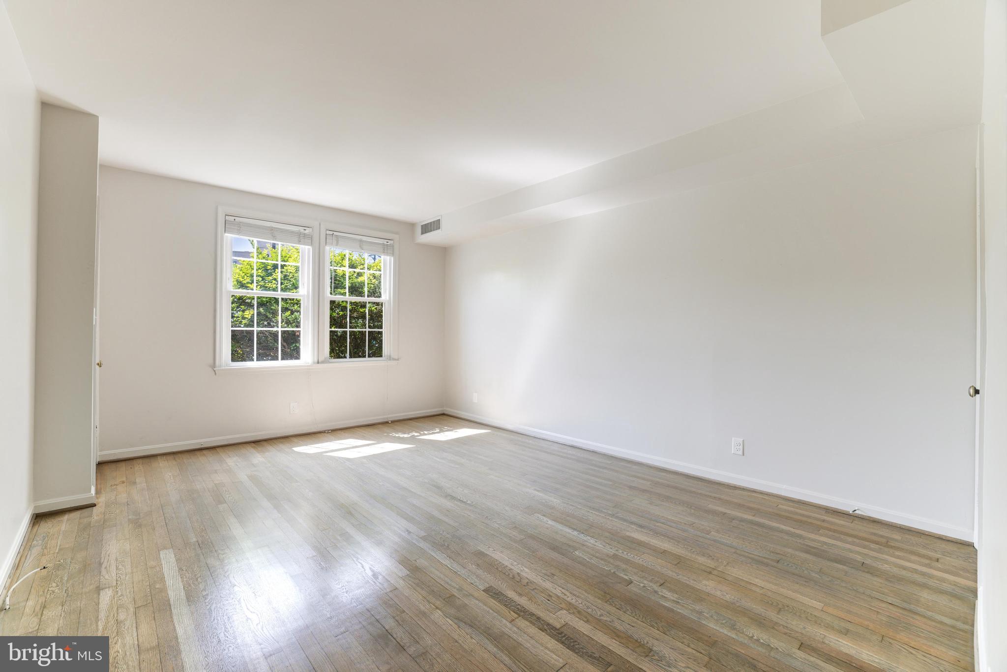 3 Russell Road, Unit 3A Alexandria, VA 22301 - Photo 8 of 24