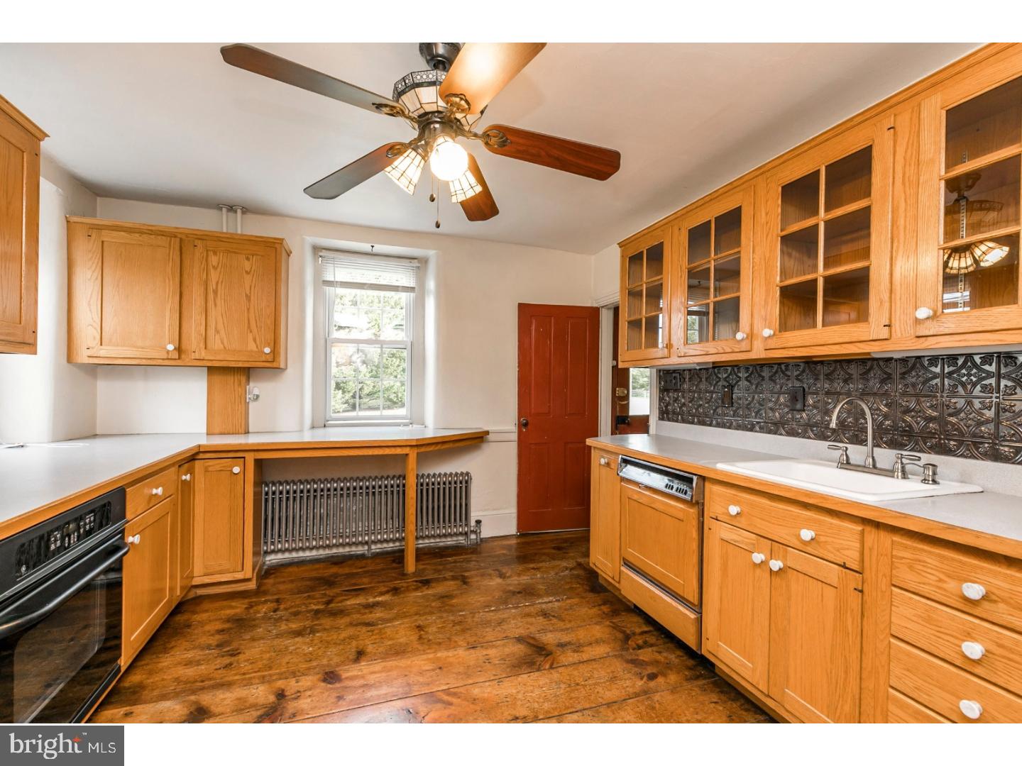 611 Moyer Road Souderton, PA 18964 - Photo 2 of 20 Kitchen