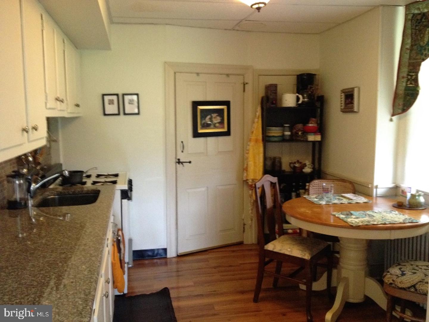 611 Moyer Road Souderton, PA 18964 - Photo 17 of 20 Kitchen
