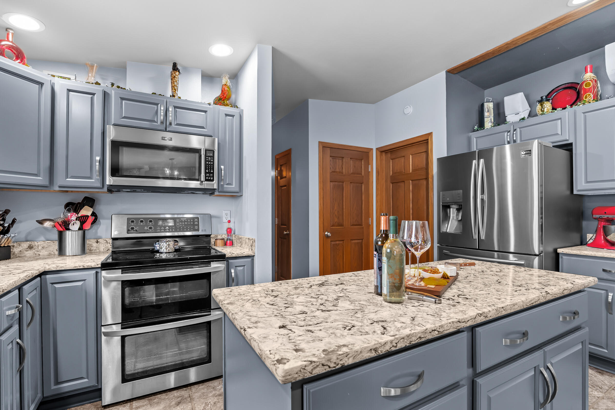 8520 South Gass Lake Road Newton, WI 53063 - Photo 20 of 28 Kitchen