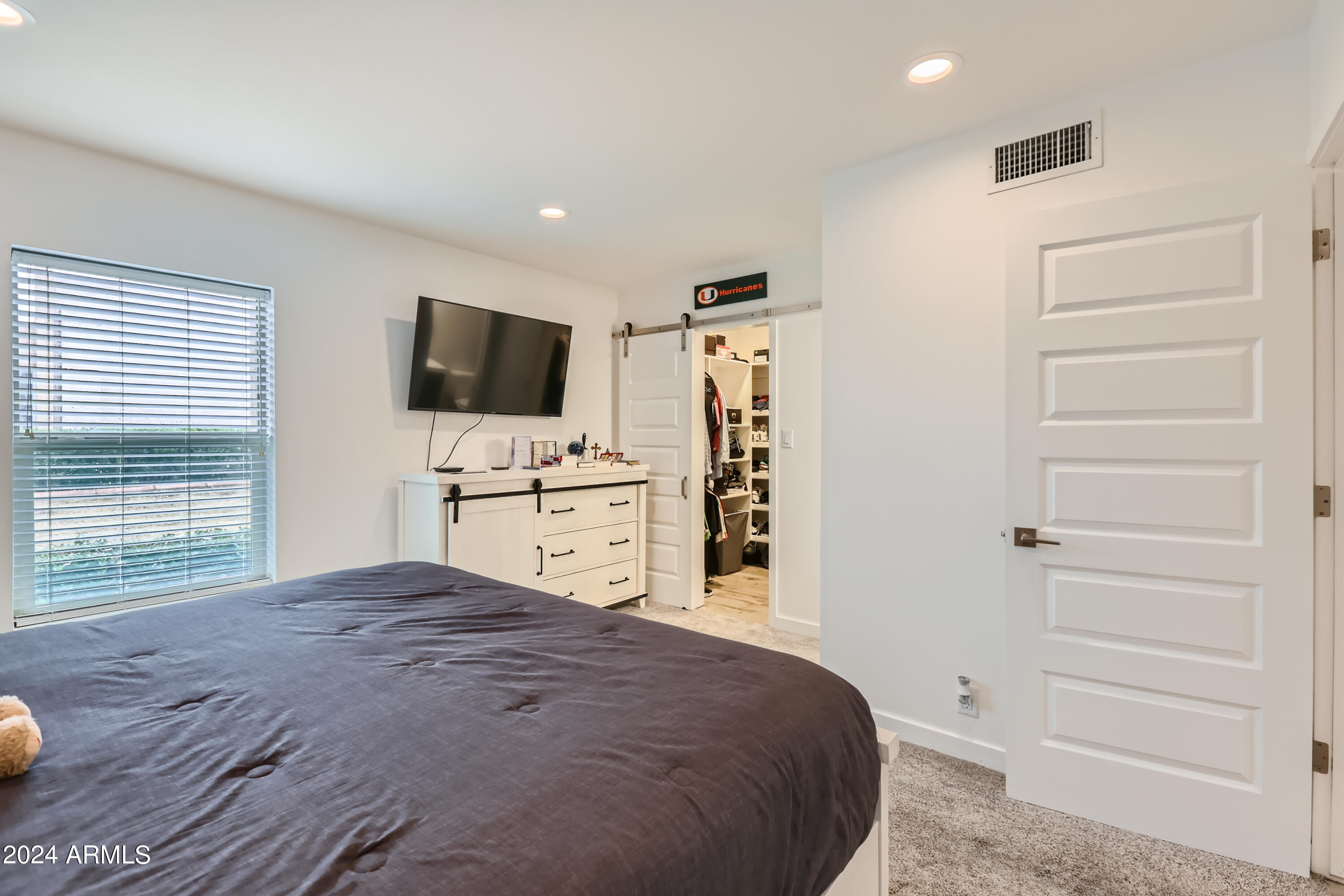 1320 East Bethany Home Road, Unit 41 Phoenix, AZ 85014 - Photo 7 of 12 Primary Bedroom View