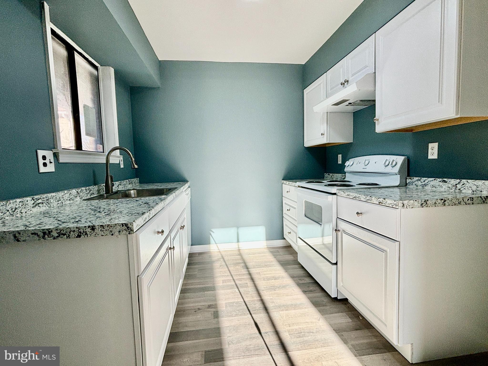 40 Tansboro Road, Unit 5C Berlin, NJ 08009 - Photo 4 of 17 Kitchen