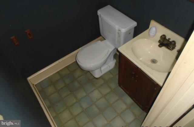 6346 Middle Point Road Neavitt, MD 21652 - Photo 11 of 14 Half Bath