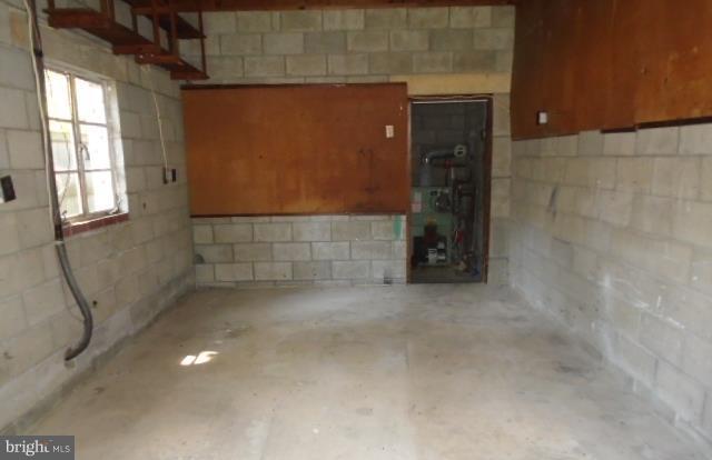 6346 Middle Point Road Neavitt, MD 21652 - Photo 13 of 14 Garage