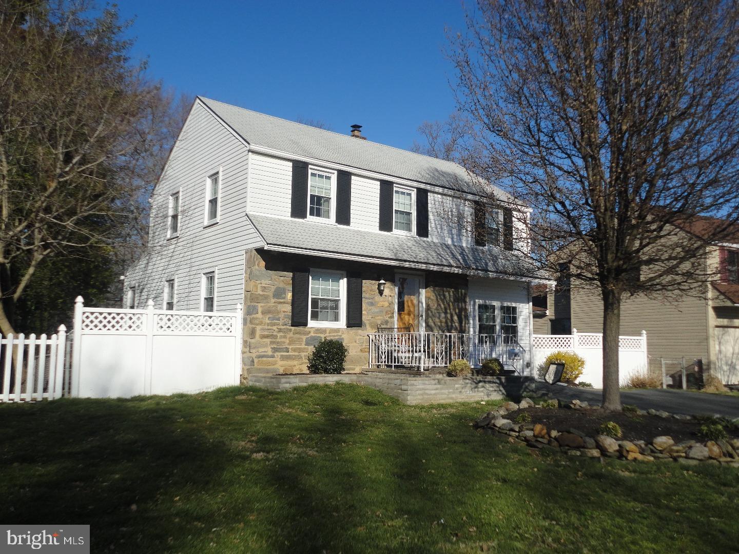 416 Holmes Road Morton, PA 19070 - Photo 2 of 25 Gallery Image 2