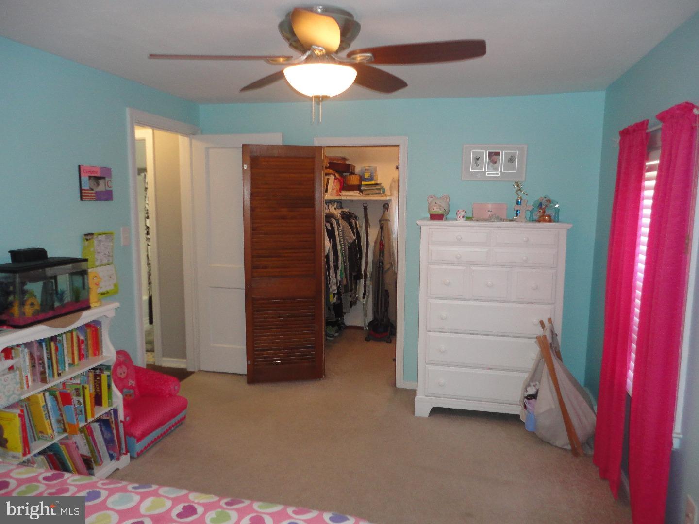 416 Holmes Road Morton, PA 19070 - Photo 16 of 25 Gallery Image 16