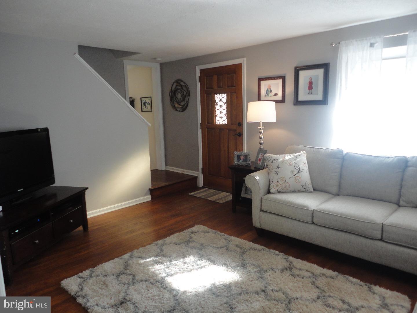 416 Holmes Road Morton, PA 19070 - Photo 5 of 25 Gallery Image 5