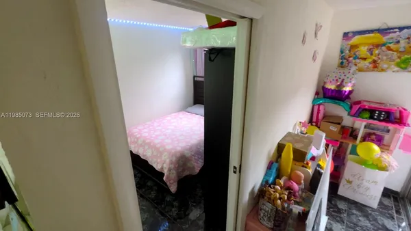 $240,000 | 1900 West 68th Street, Unit D207, Hialeah, FL 33014