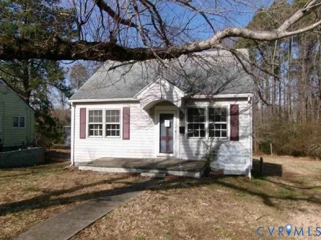 $47,700 | 412 Fairview Avenue, South Hill, VA 23970