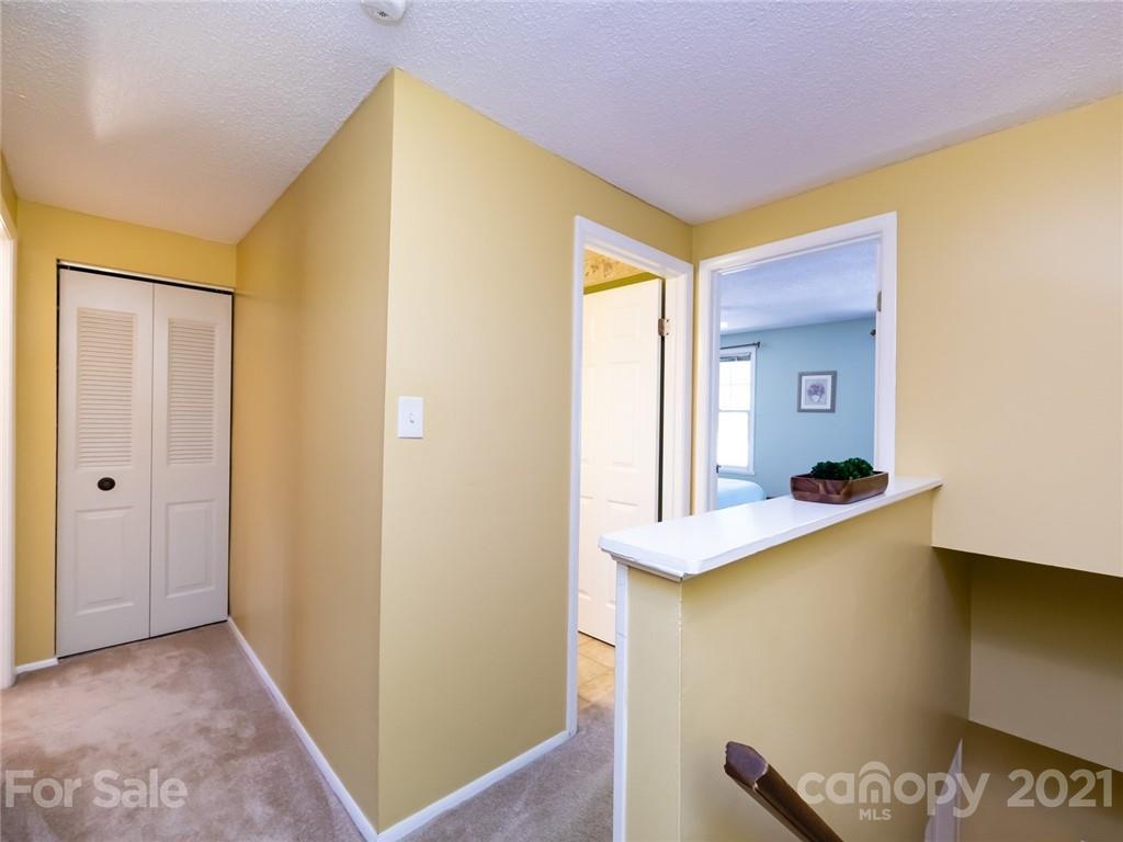 8226 Knights Bridge Road Charlotte, NC 28210 - Photo 15 of 26 Gallery Image 15