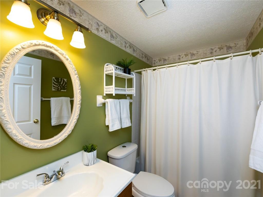 8226 Knights Bridge Road Charlotte, NC 28210 - Photo 20 of 26 Gallery Image 20