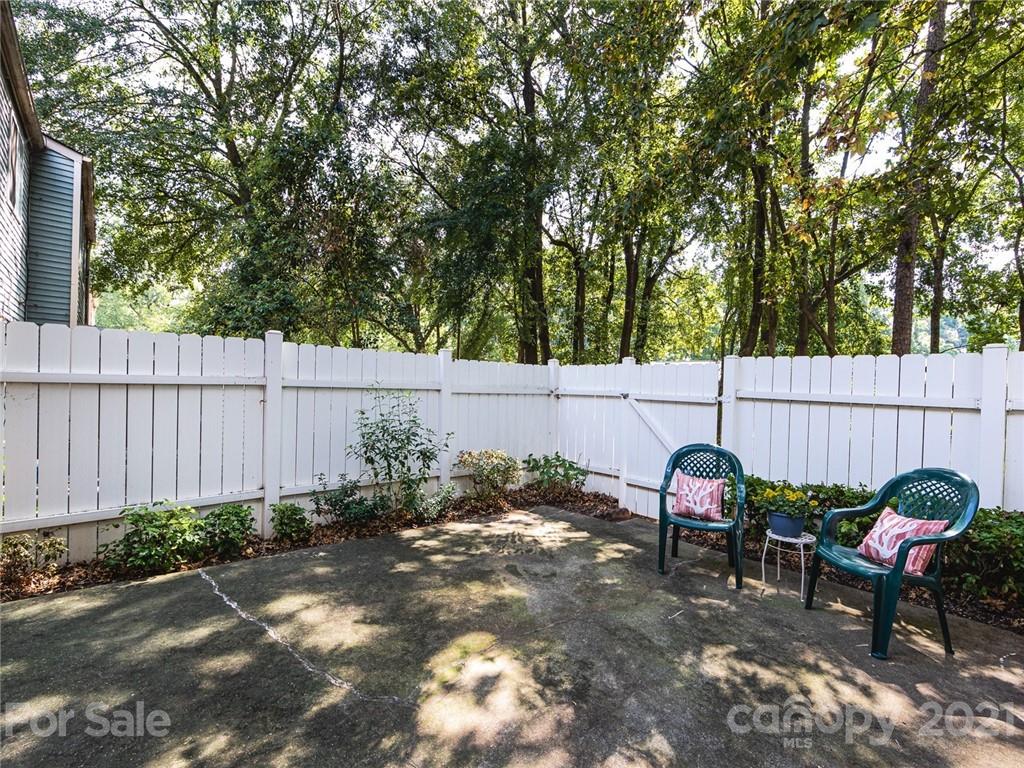 8226 Knights Bridge Road Charlotte, NC 28210 - Photo 23 of 26 Gallery Image 23