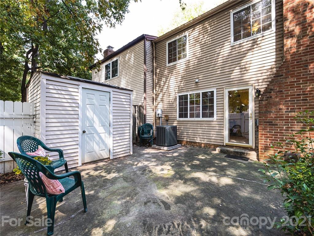 8226 Knights Bridge Road Charlotte, NC 28210 - Photo 25 of 26 Gallery Image 25