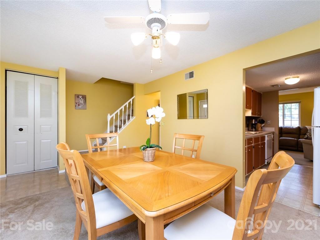 8226 Knights Bridge Road Charlotte, NC 28210 - Photo 5 of 26 Gallery Image 5