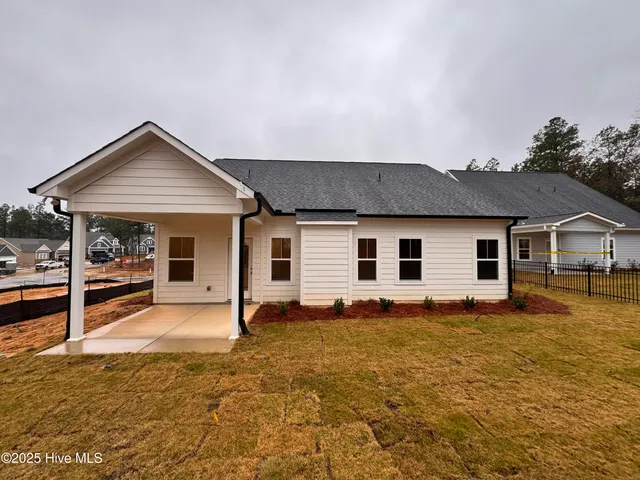 $433,500 | 408 Redwater Trail, Unit 601, Aberdeen, NC 28315