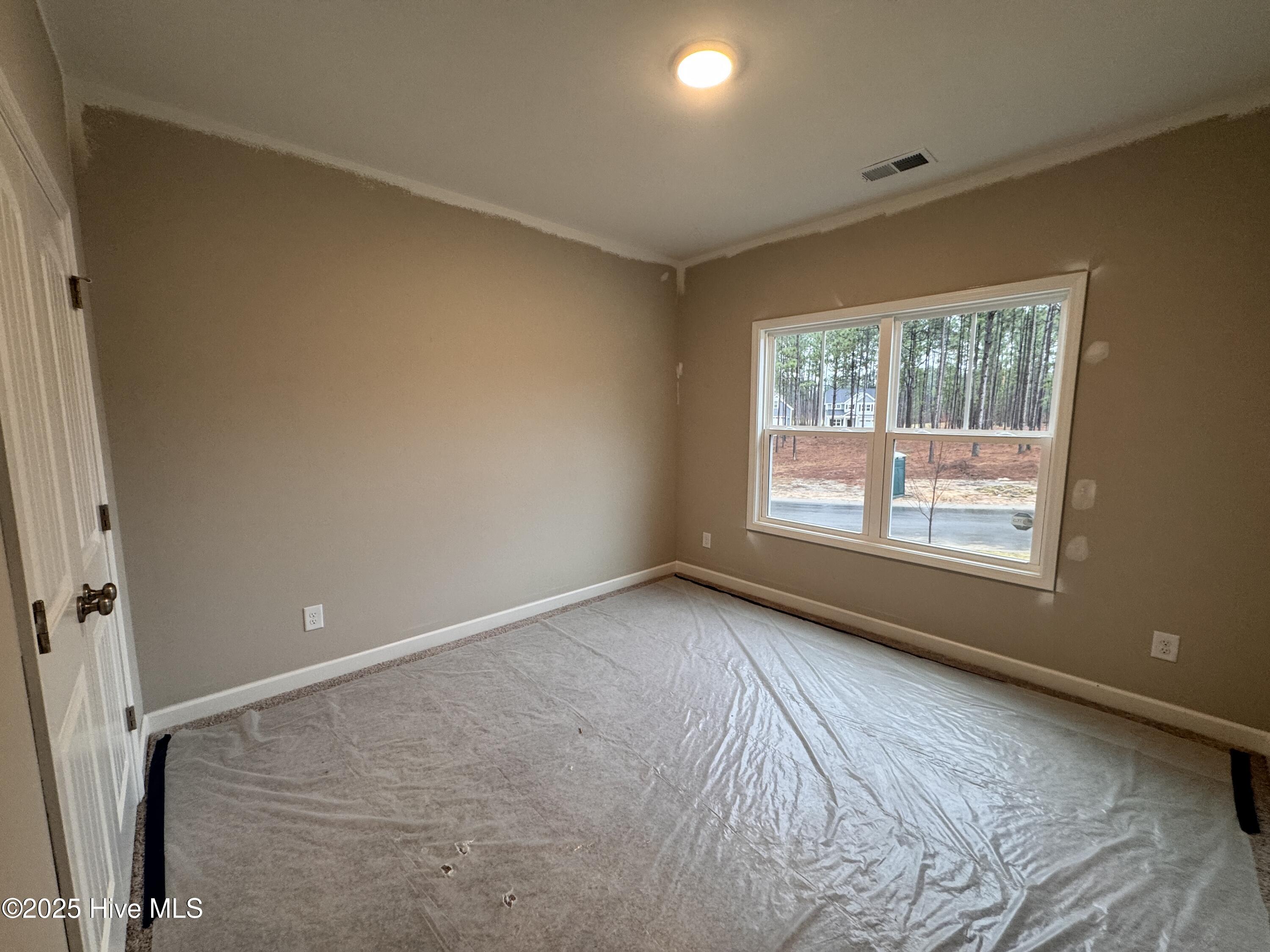 408 Redwater Trail, Unit 601 Aberdeen, NC 28315 - Photo 7 of 38 IMG_2753