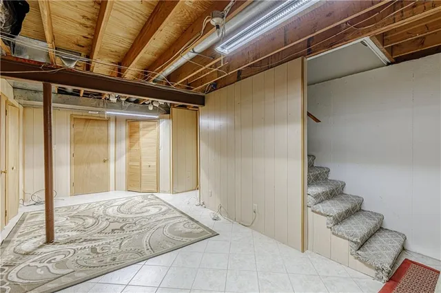 $379,000 | 205 Johnston Parkway, Raymore, MO 64083