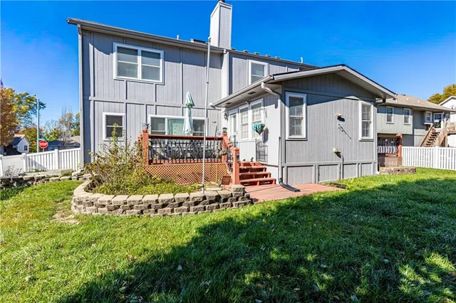 $379,000 | 205 Johnston Parkway, Raymore, MO 64083