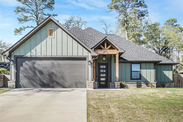 $2,250 | 17172 Mary Martin Drive, Flint, TX 75762