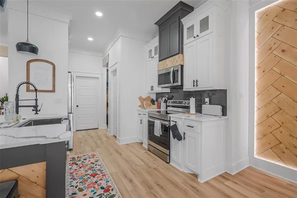 $2,250 | 17172 Mary Martin Drive, Flint, TX 75762