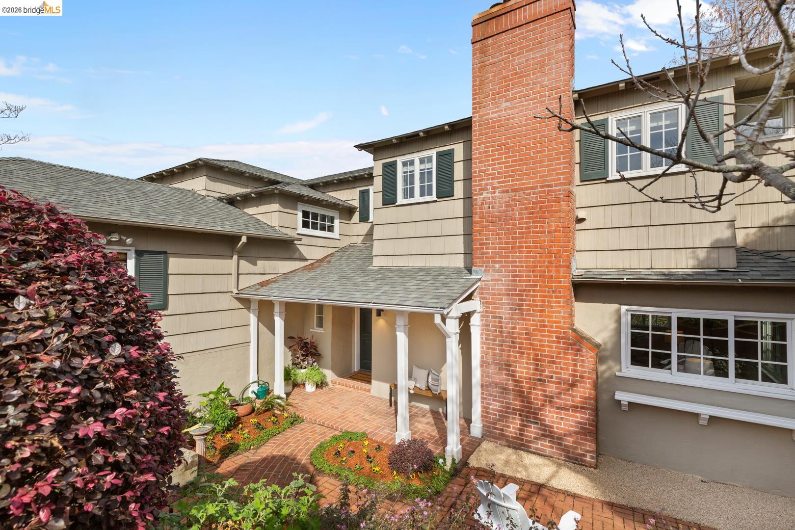 1123 Park Hills Road Berkeley, CA 94708 - Photo 2 of 47 a front view of a house with a garden
