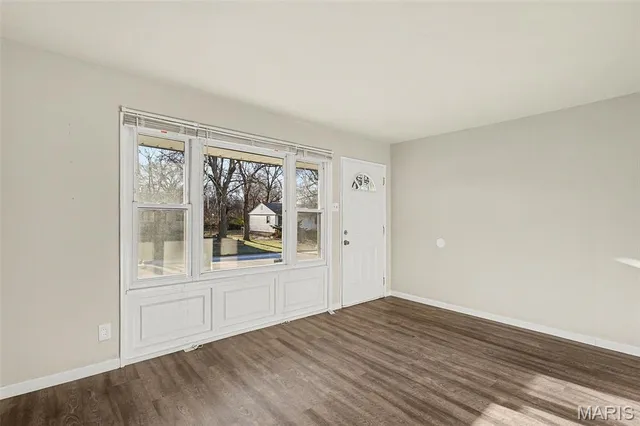 $1,450 | 1711 Nemnich Road, St. Louis, MO 63136