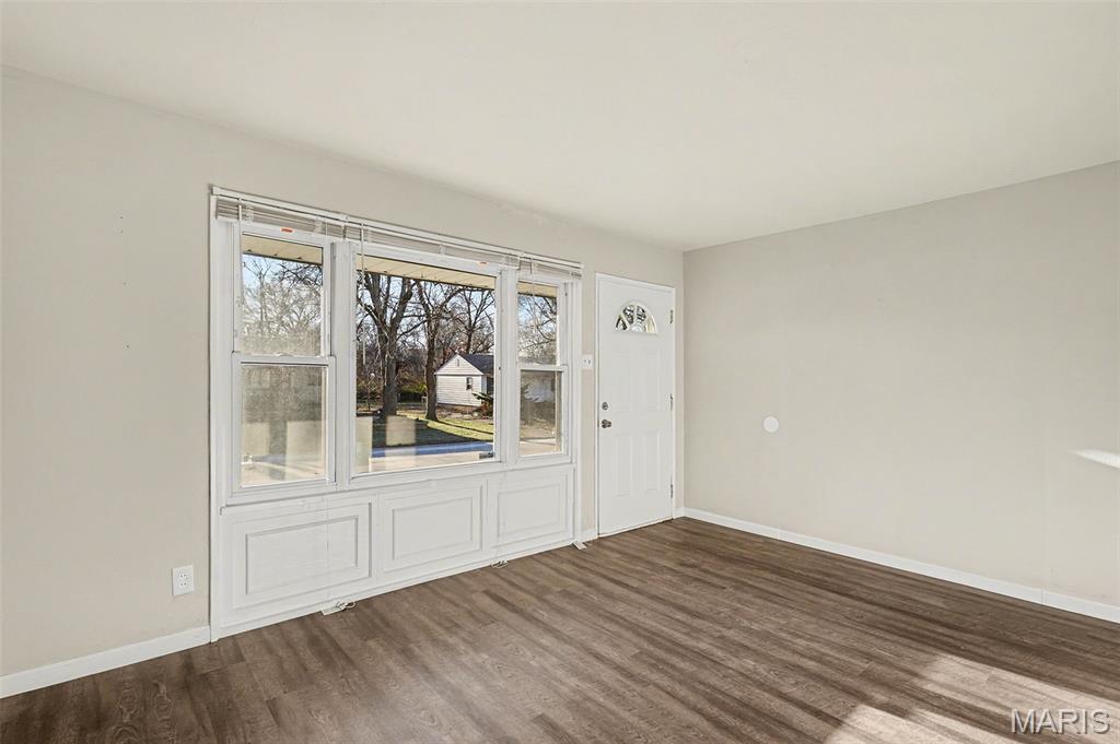 1711 Nemnich Road St. Louis, MO 63136 - Photo 2 of 12