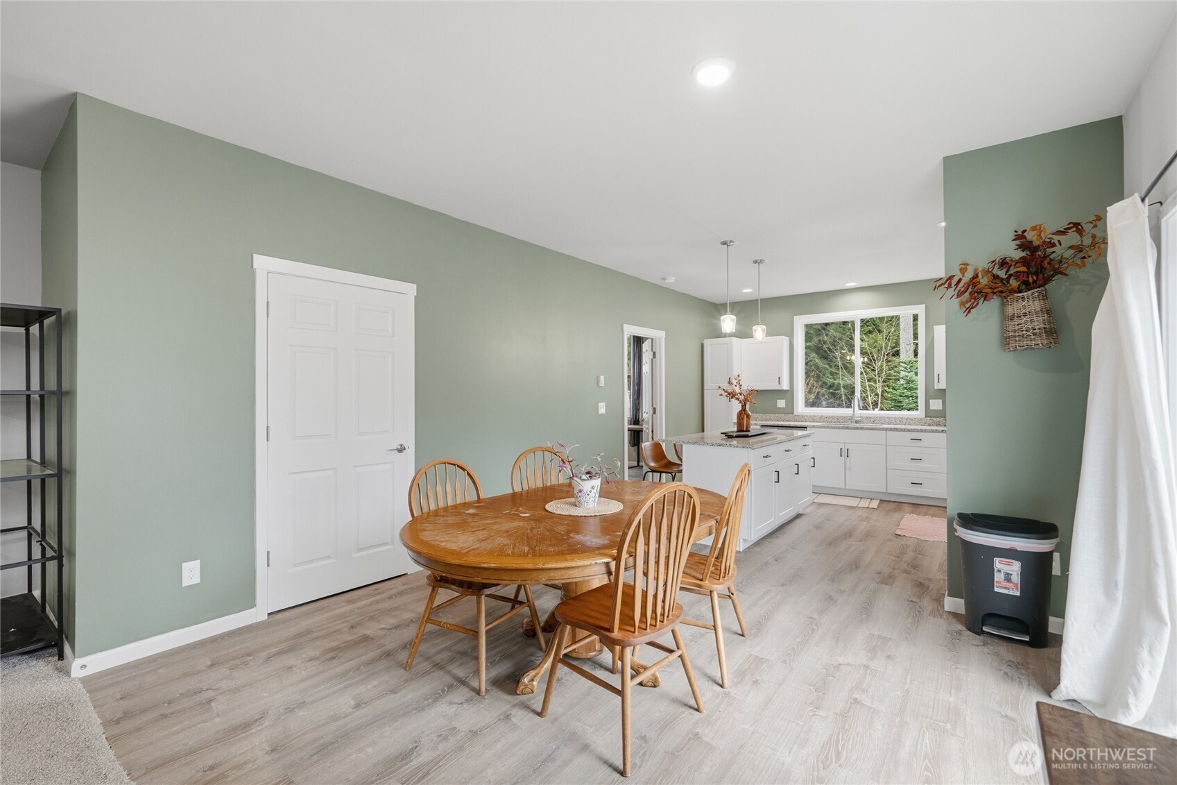 8470 Golden Valley Drive Maple Falls, WA 98266 - Photo 13 of 30 a view of a livingroom with furniture window and wooden floor