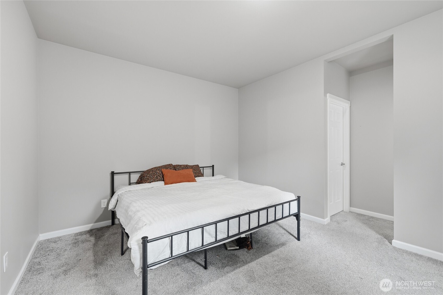 8470 Golden Valley Drive Maple Falls, WA 98266 - Photo 17 of 30 a bedroom with a bed and a table