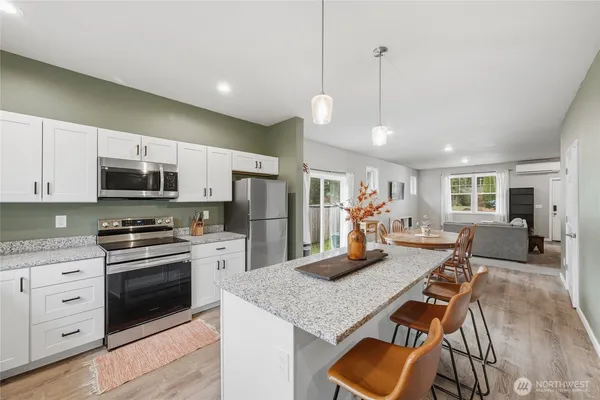 $399,900 | 8470 Golden Valley Drive, Maple Falls, WA 98266