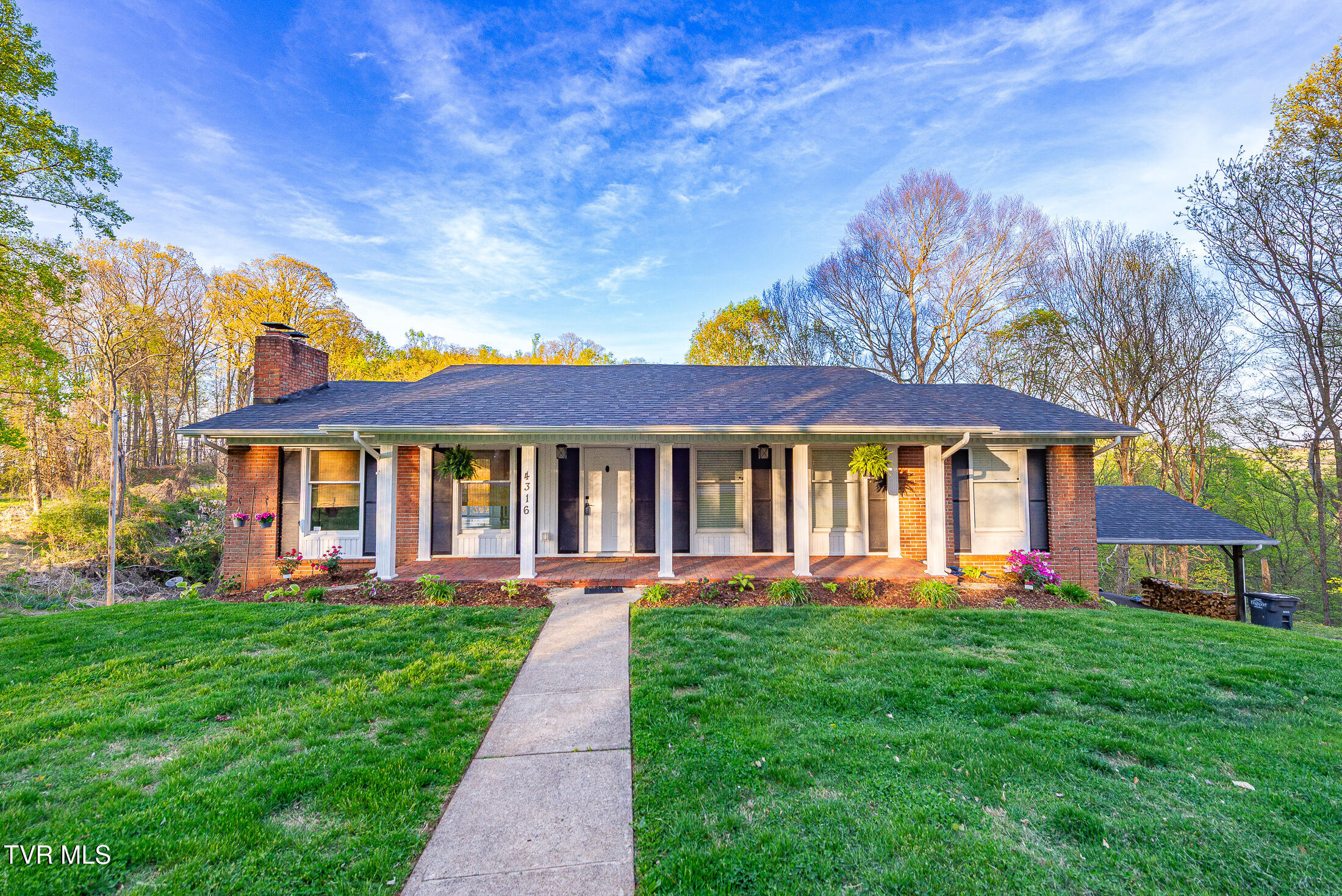 4316 Briarwood Road Kingsport, TN 37664 - Photo 2 of 51 DSC_7863