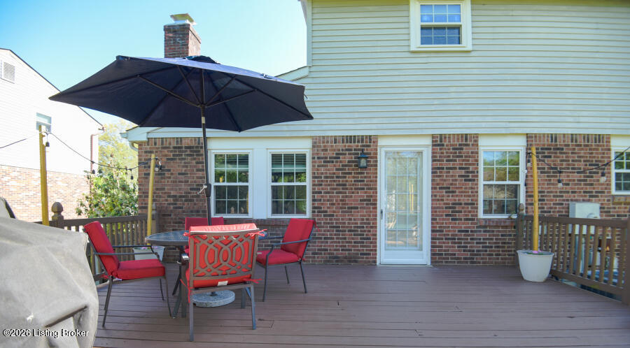 308 Hemingway Road Louisville, KY 40207 - Photo 18 of 61 DECK