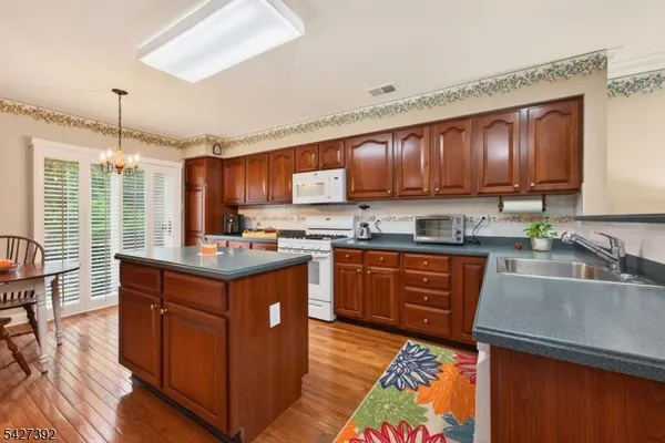 $679,000 | 909 South Branch Drive, Whitehouse Station, NJ 08889