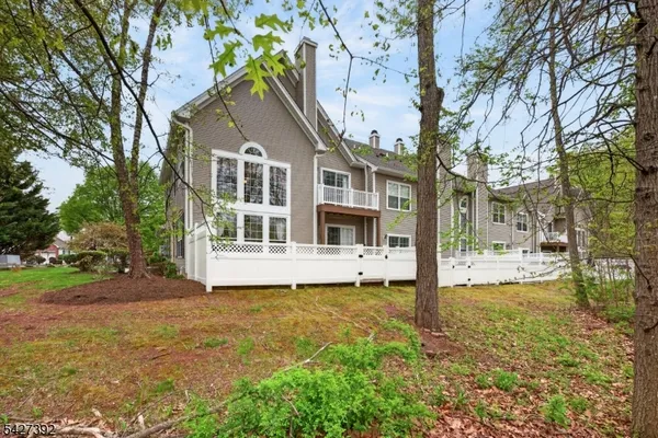 $679,000 | 909 South Branch Drive, Whitehouse Station, NJ 08889