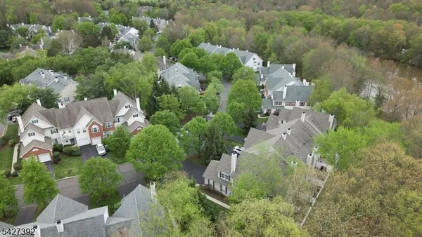 $679,000 | 909 South Branch Drive, Whitehouse Station, NJ 08889