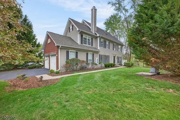$679,000 | 909 South Branch Drive, Whitehouse Station, NJ 08889