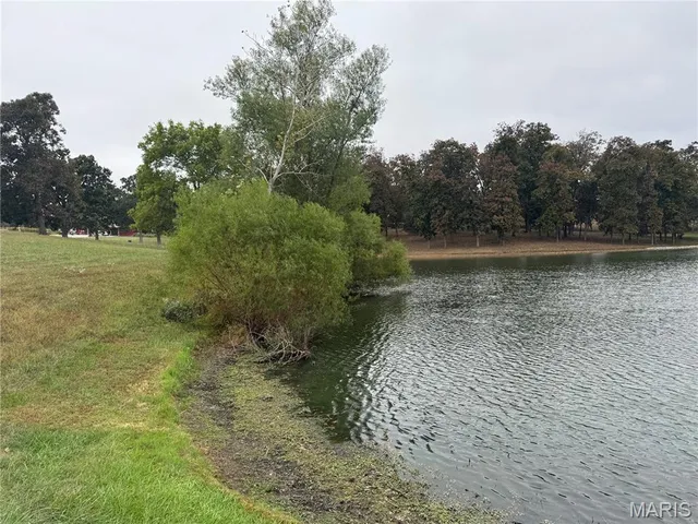 $110,000 | 111 Tompkins Drive, Troy, MO 63379