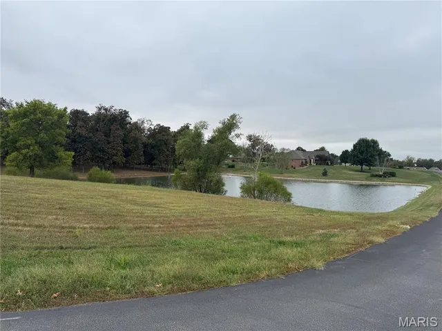 $110,000 | 111 Tompkins Drive, Troy, MO 63379