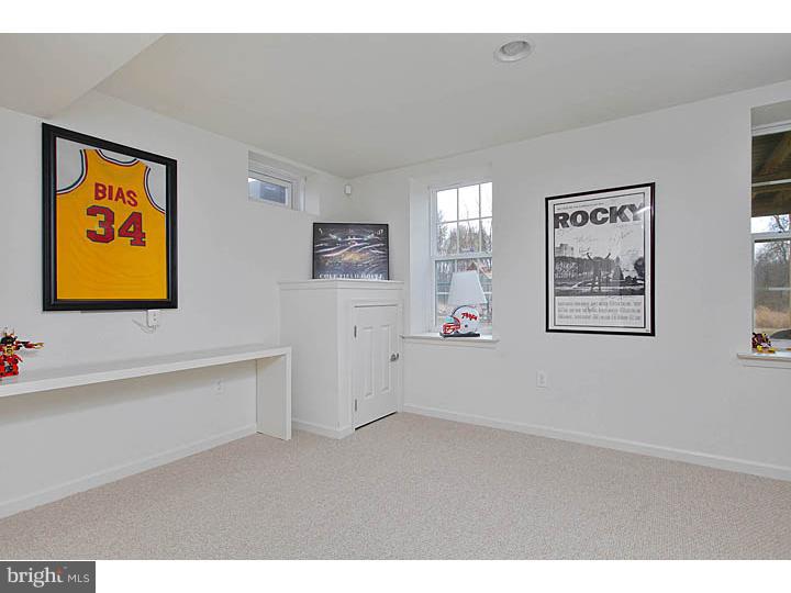 830 Derius Drive Mickleton, NJ 08056 - Photo 24 of 24 a view of a hallway with workspace
