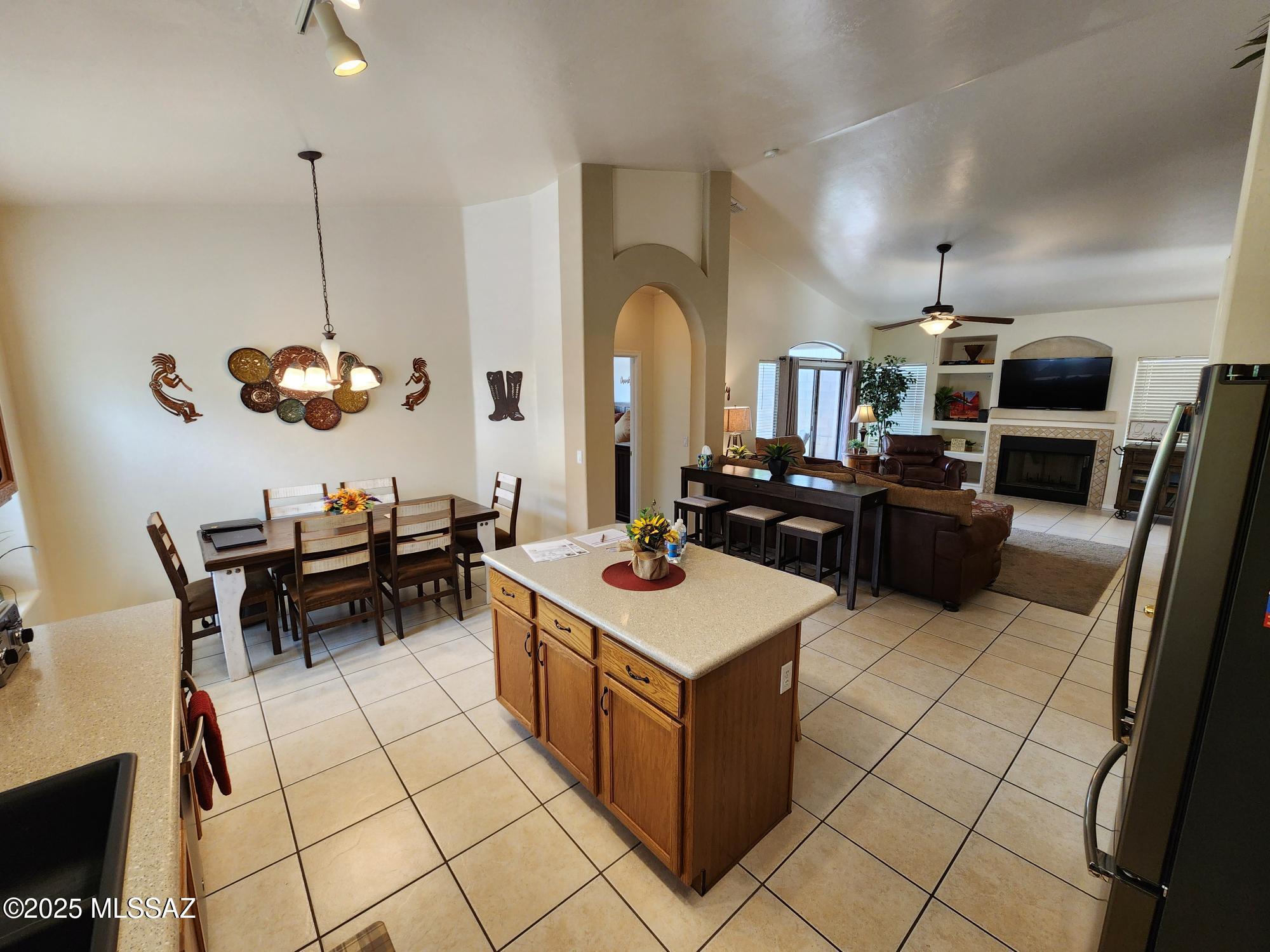 60464 East Black Crest Loop Tucson, AZ 85739 - Photo 8 of 33