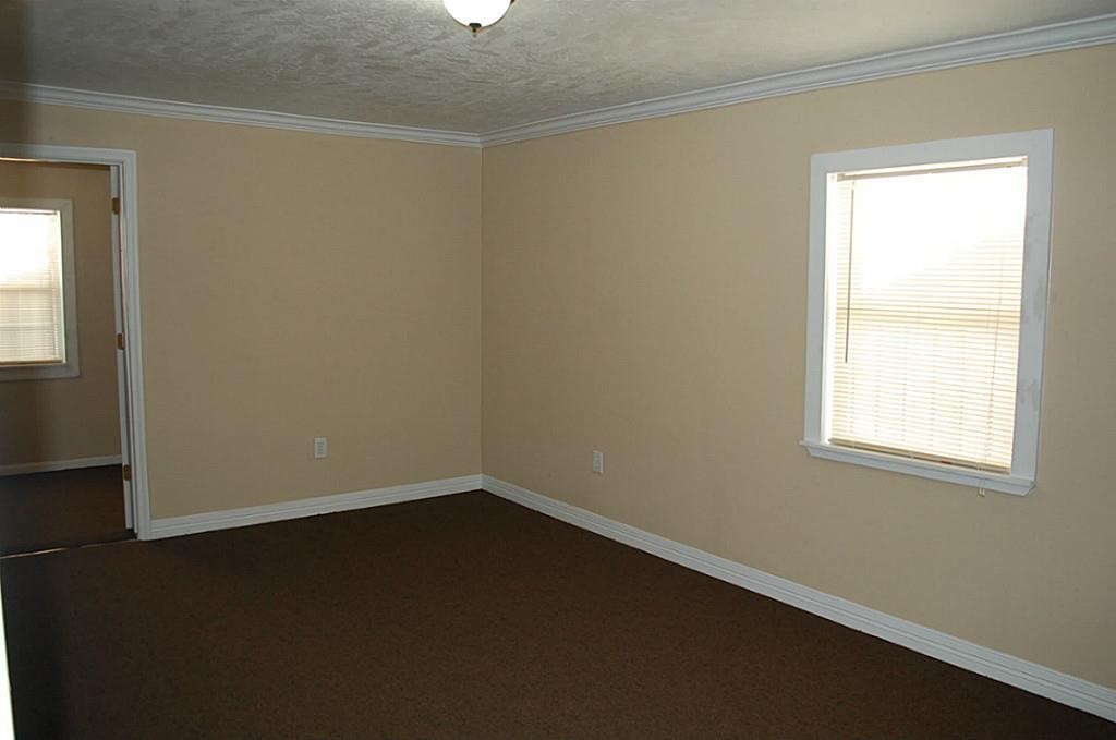 3804 Garrow Street Houston, TX 77003 - Photo 19 of 22 an empty room with a window